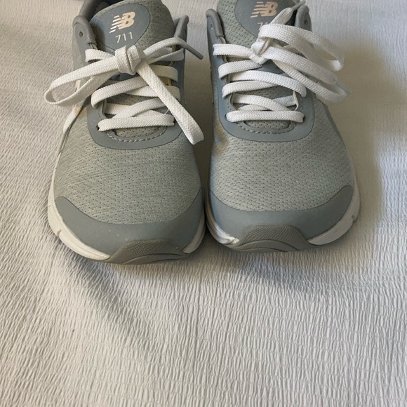 New Balance Shoes - New Balance women’s sneakers size 7.5 nwot